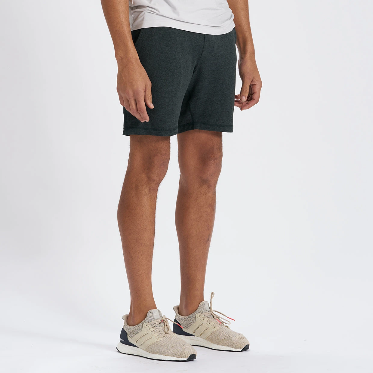 Ponto Short | Blackened Green Heather 3 Ponto Short | Blackened Green Heather - Image 3