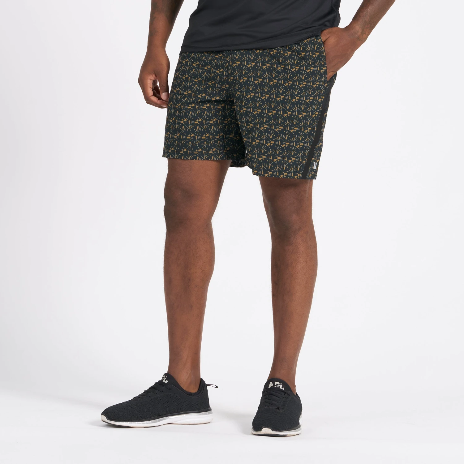 Draft Short | Black Woodblock 3 Draft Short | Black Woodblock - Image 3