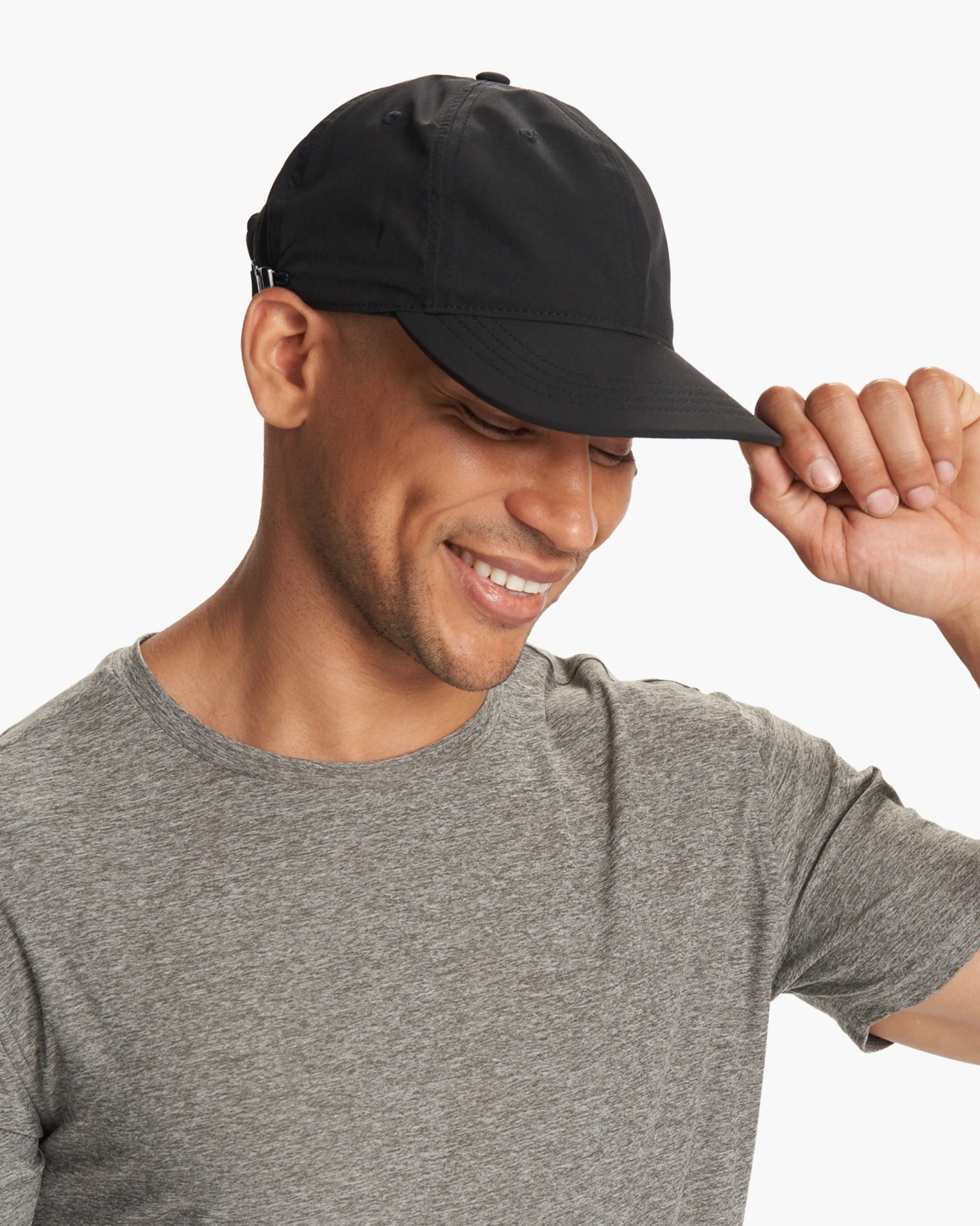 Minimalist Hat 2.0 | Black 3 Minimalist Hat 2.0 | Black - Image 3