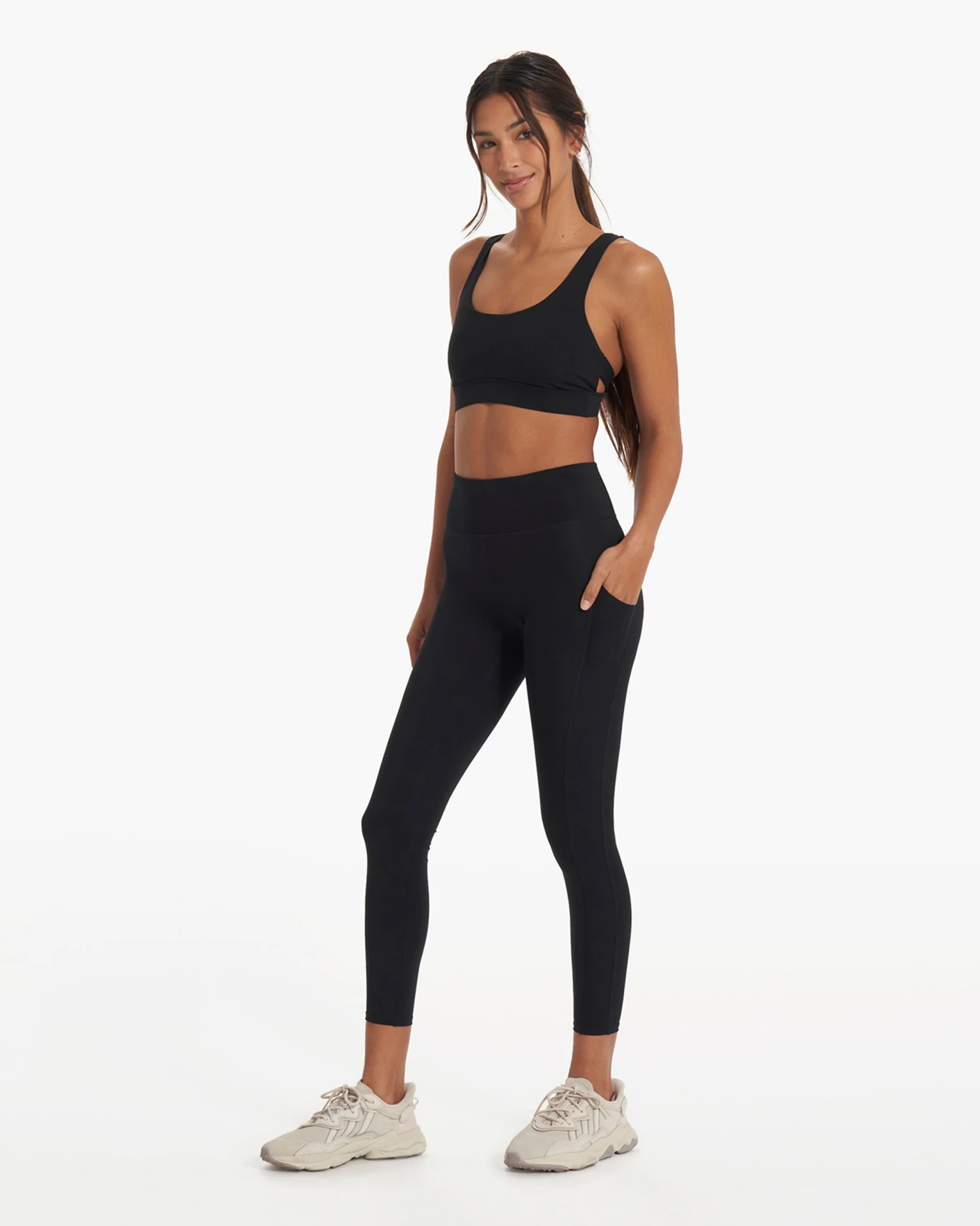 Stride Bra | Black 4 Stride Bra | Black - Image 4