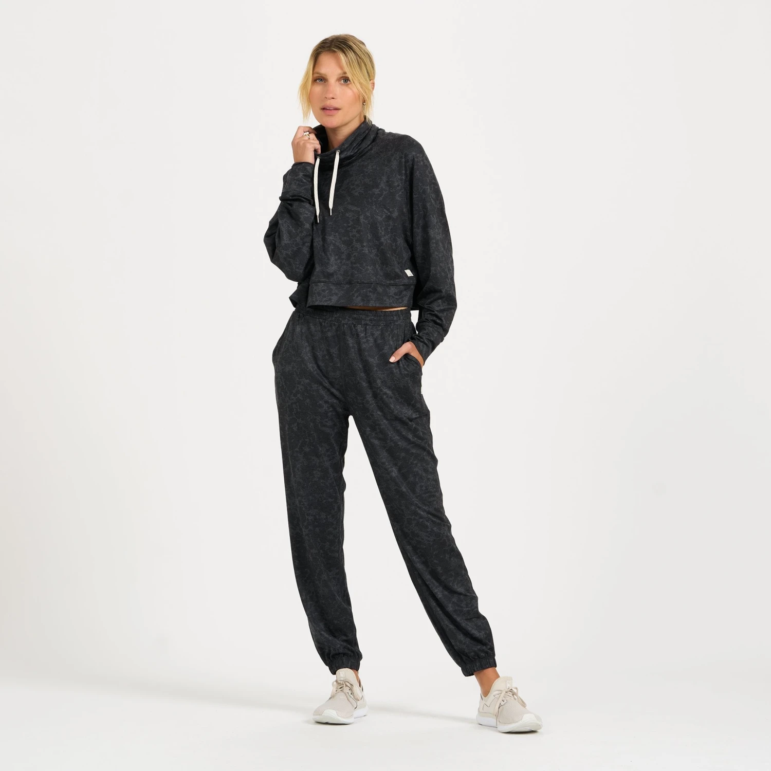 Halo Crop Funnel Neck | Charcoal Tortoise 4 Halo Crop Funnel Neck | Charcoal Tortoise - Image 4