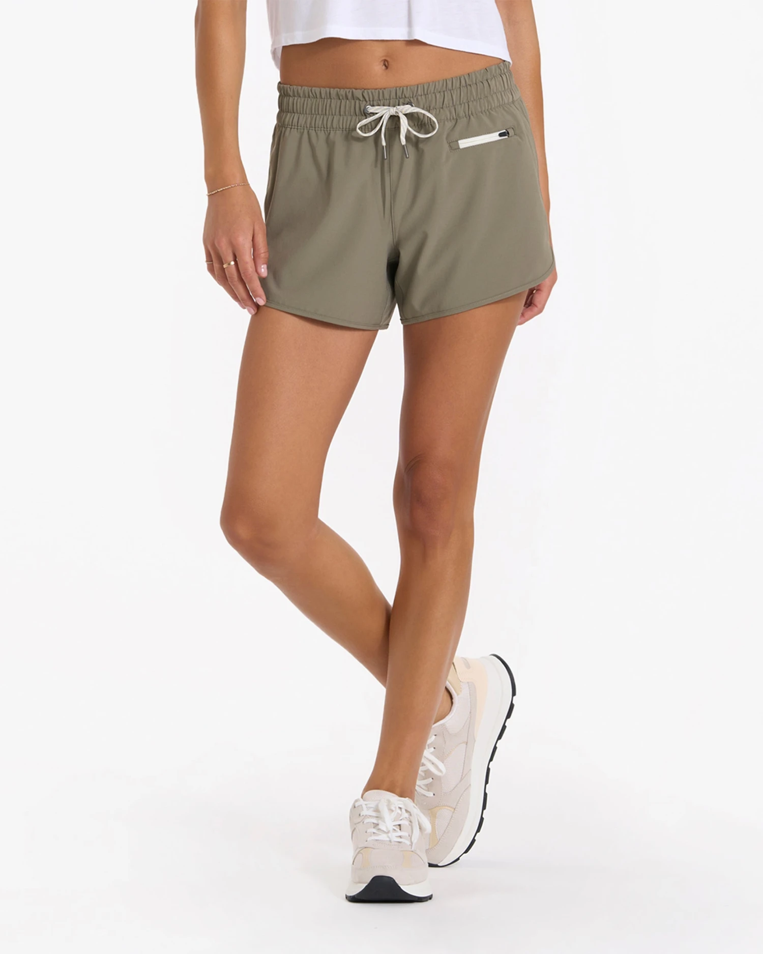 Clementine 4" Short 2.0 | Light Oregano 1 Clementine 4" Short 2.0 | Light Oregano