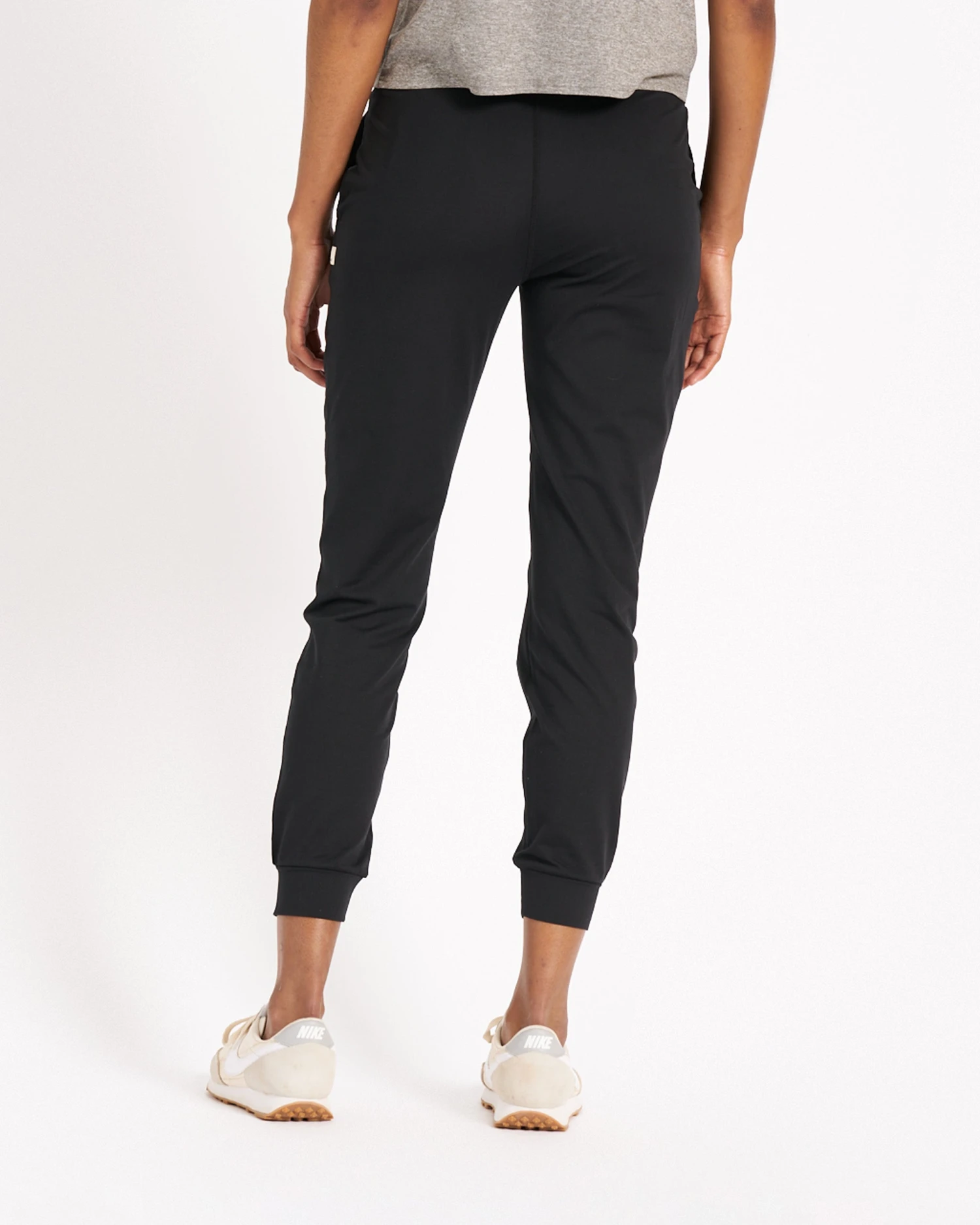 Performance Jogger - Long | Black 3 Performance Jogger - Long | Black - Image 3